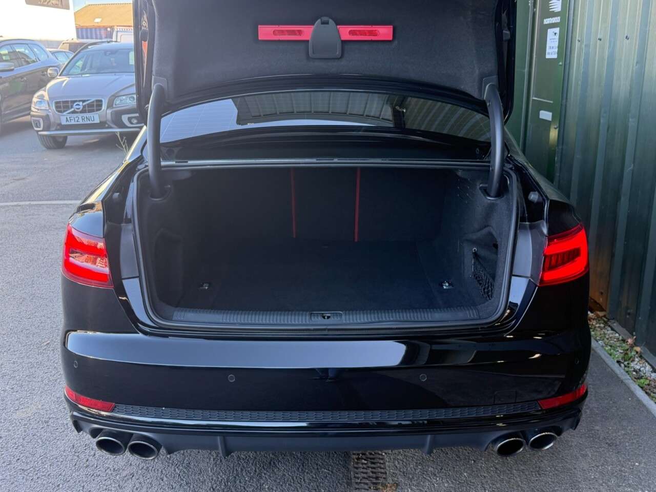2017 AUDI S4 2017 AUDI S4