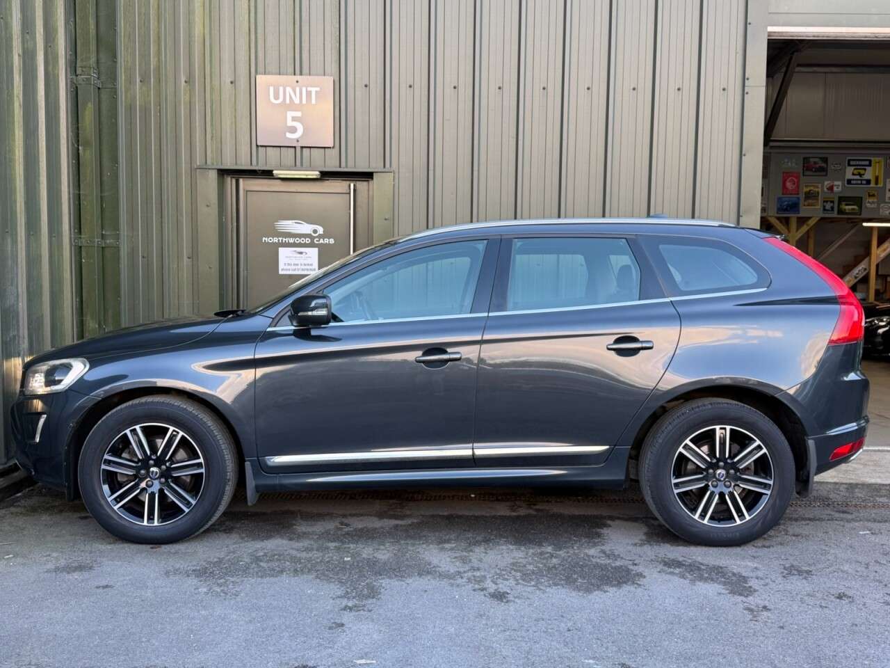 2015 VOLVO XC60 2015 VOLVO XC60