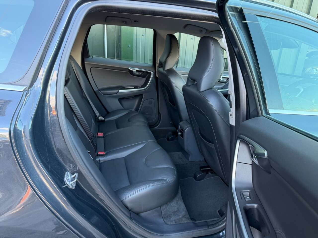 2015 VOLVO XC60 2015 VOLVO XC60
