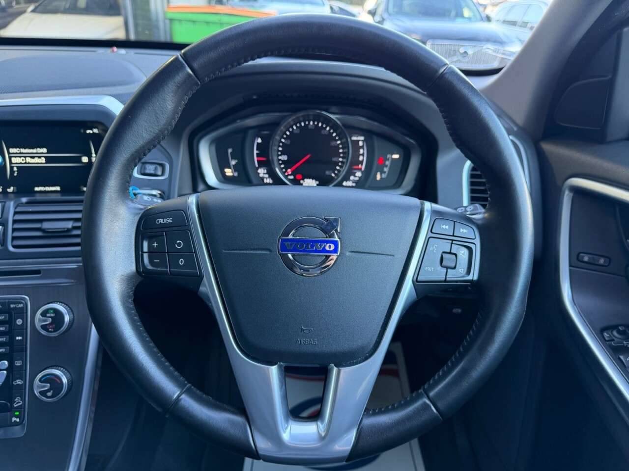 2015 VOLVO XC60 2015 VOLVO XC60