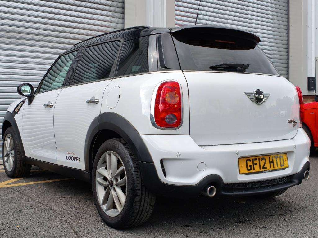 2012 MINI COUNTRYMAN 2012 MINI COUNTRYMAN