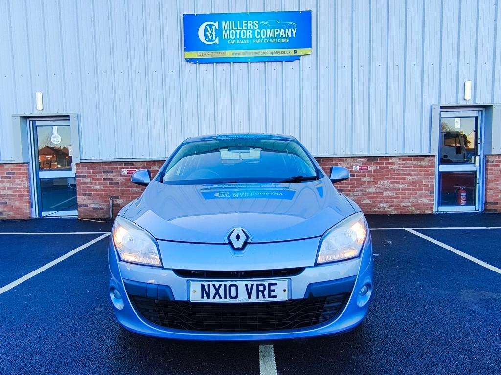 2010 RENAULT MEGANE 2010 RENAULT MEGANE