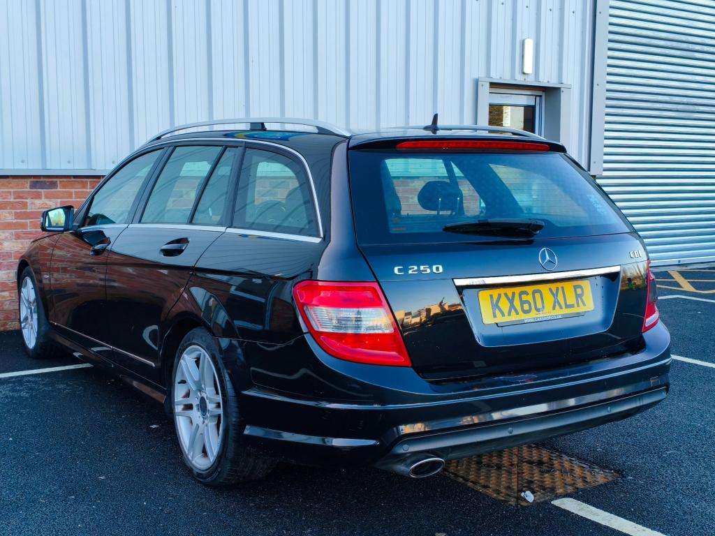 2010 MERCEDES-BENZ C-CLASS 2010 MERCEDES-BENZ C-CLASS