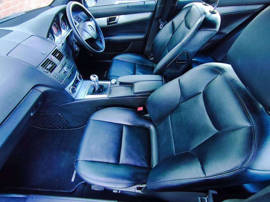 2010 MERCEDES-BENZ C-CLASS 2010 MERCEDES-BENZ C-CLASS