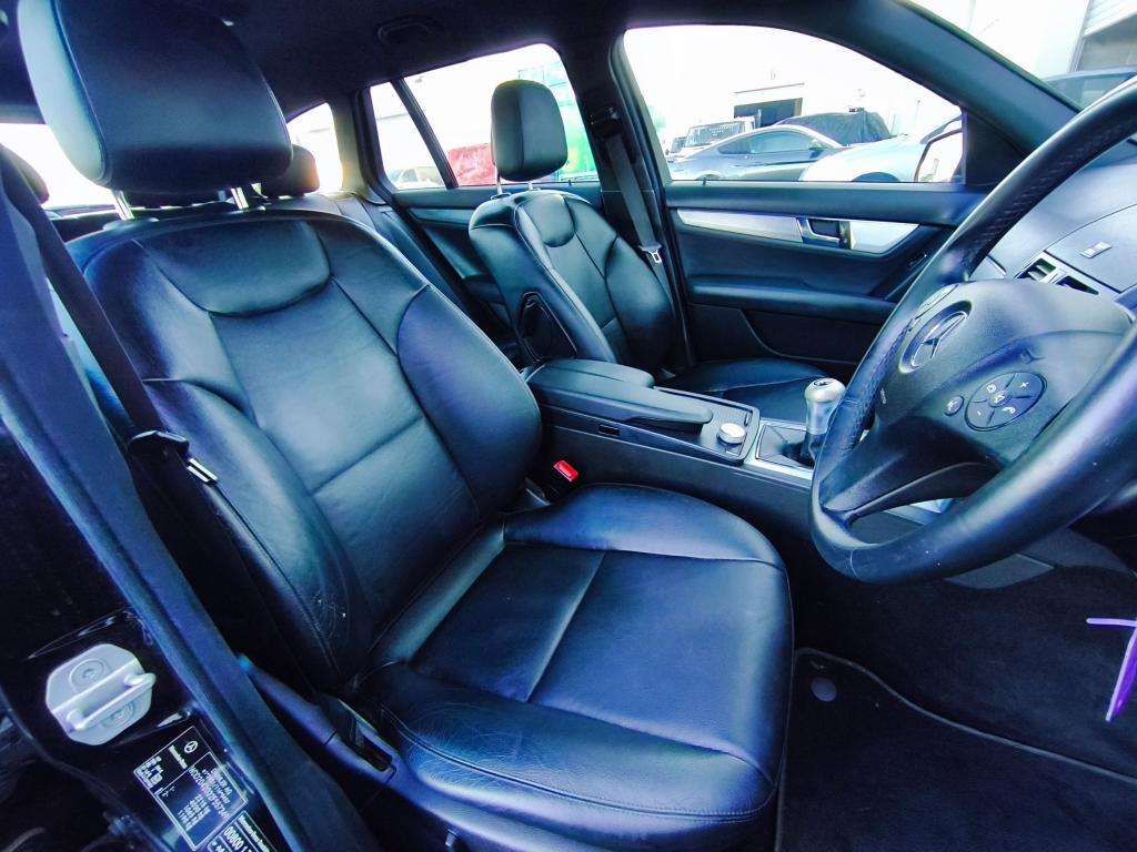 2010 MERCEDES-BENZ C-CLASS 2010 MERCEDES-BENZ C-CLASS