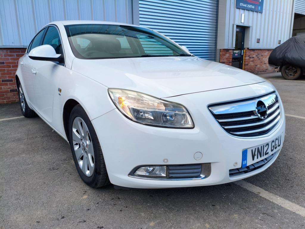 A 2012 VAUXHALL INSIGNIA Sri Nav Cdti Ecoflex / Diesel / Manual / Saloon / A 2012 VAUXHALL INSIGNIA Sri Nav Cdti Ecoflex / Diesel / Manual / Saloon /