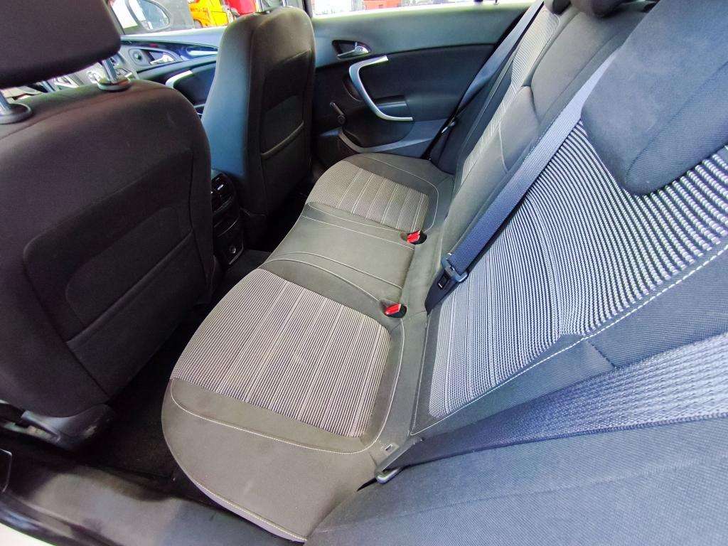2012 VAUXHALL INSIGNIA 2012 VAUXHALL INSIGNIA