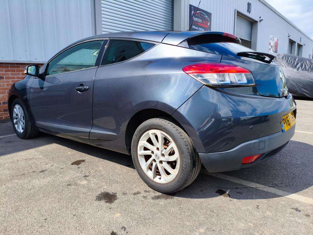 2013 RENAULT MEGANE 2013 RENAULT MEGANE