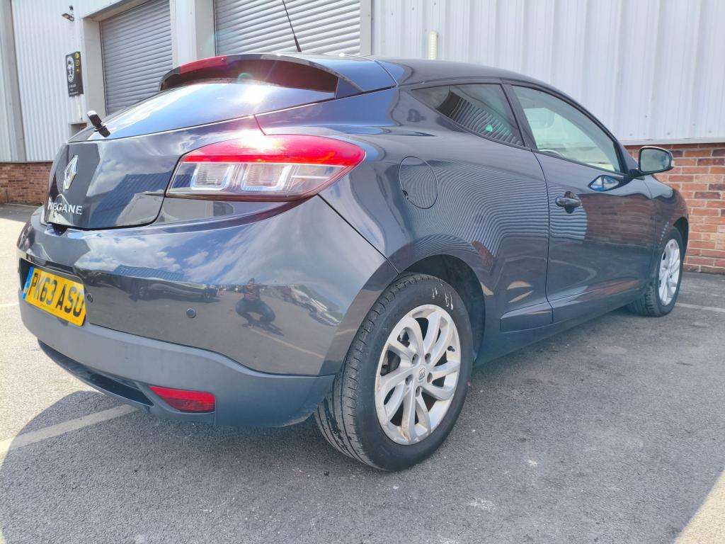 2013 RENAULT MEGANE 2013 RENAULT MEGANE