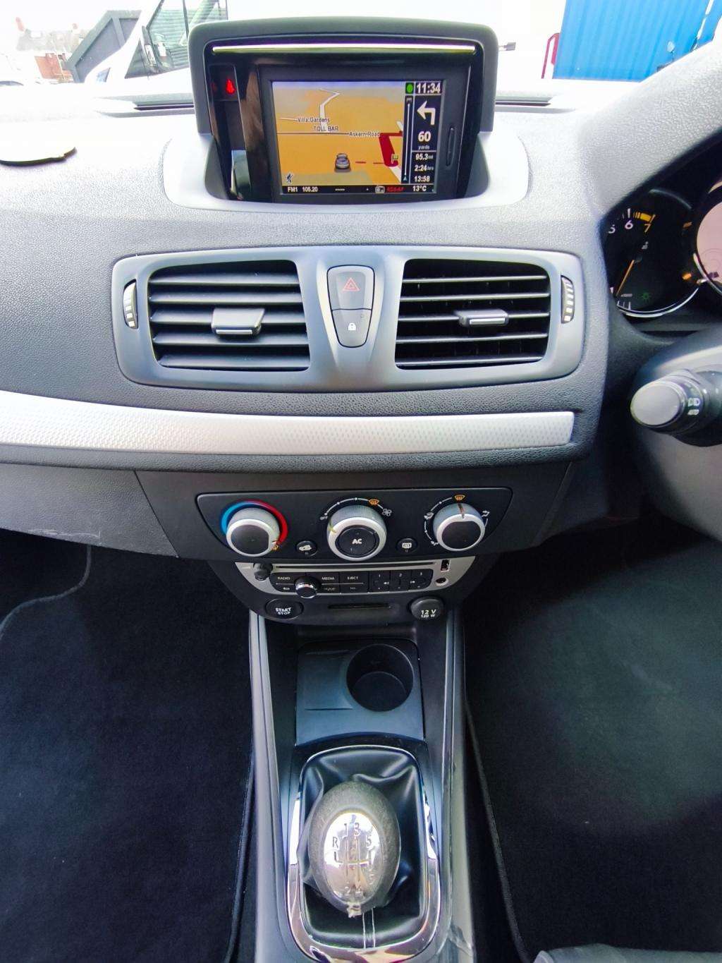 2013 RENAULT MEGANE 2013 RENAULT MEGANE