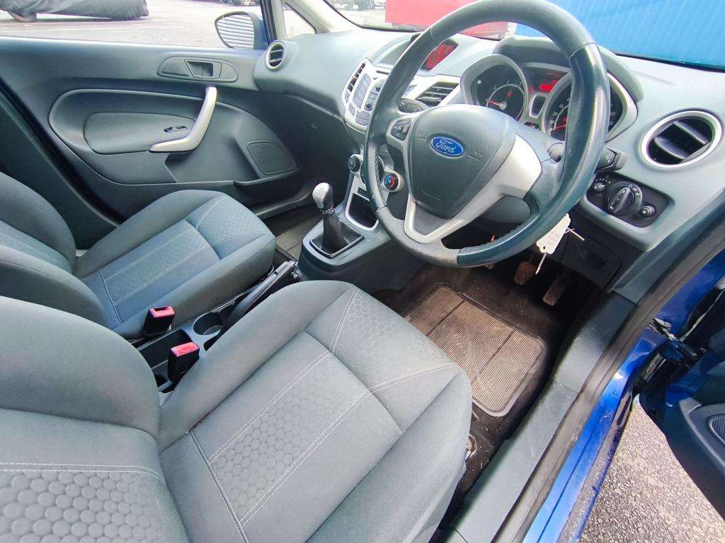 2010 FORD FIESTA 2010 FORD FIESTA
