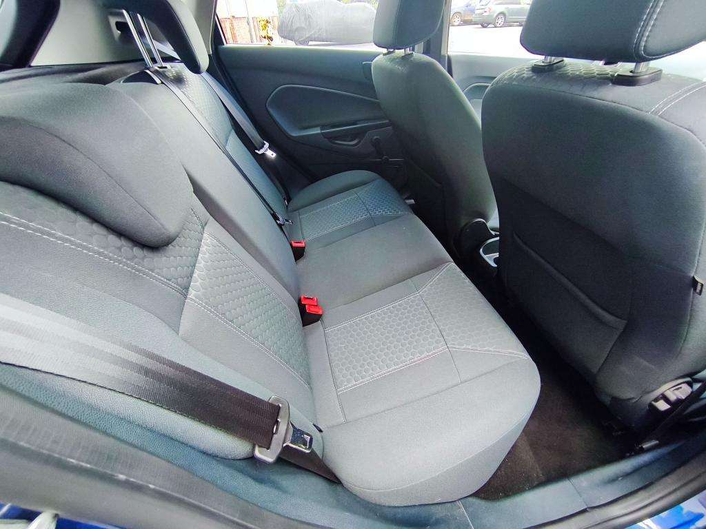 2010 FORD FIESTA 2010 FORD FIESTA