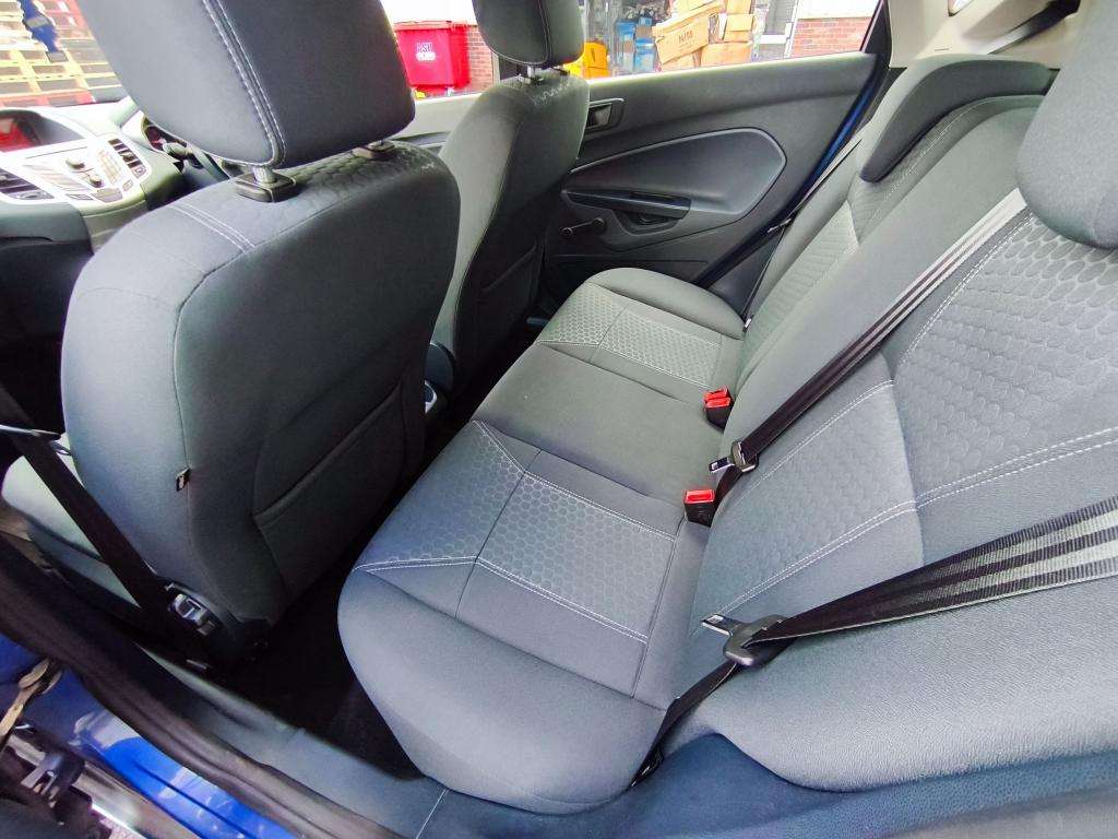 2010 FORD FIESTA 2010 FORD FIESTA
