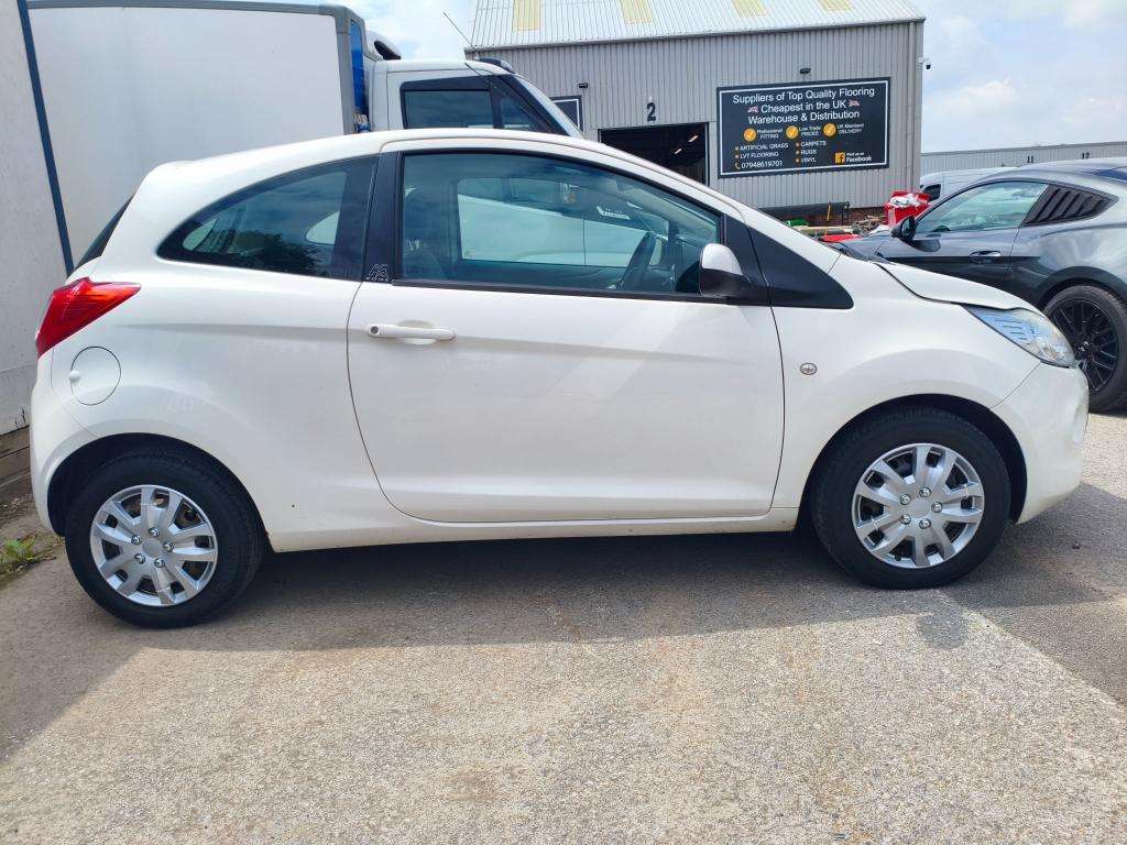 A 2012 FORD KA Edge / Petrol / Manual / Ulez / Hatchback / White A 2012 FORD KA Edge / Petrol / Manual / Ulez / Hatchback / White
