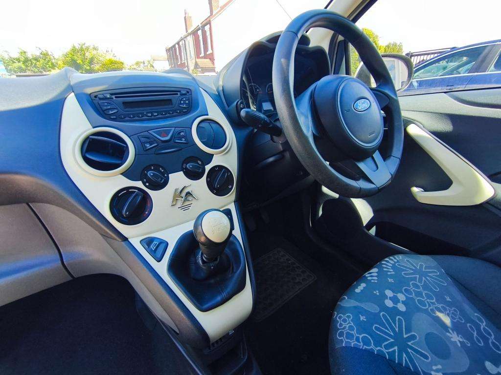 2012 FORD KA 2012 FORD KA