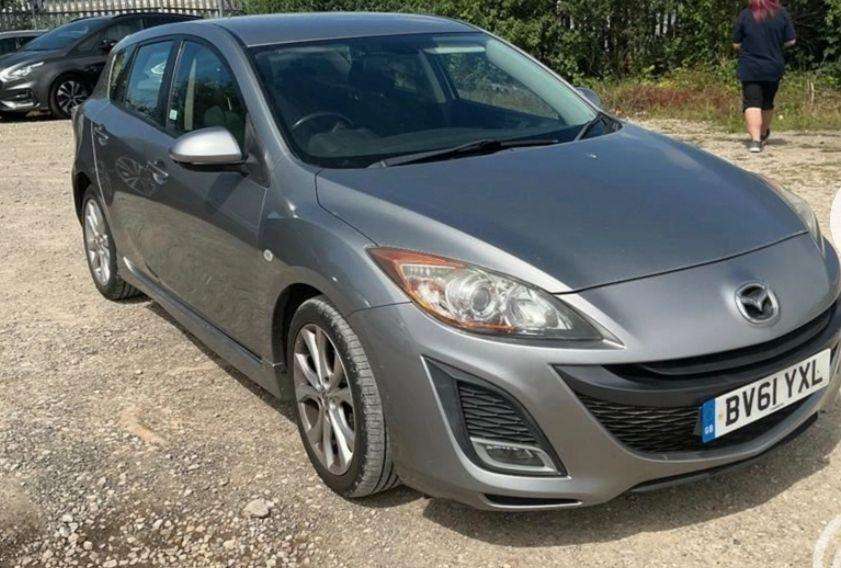 A 2011 MAZDA MAZDA3 Takuya / Petrol / Manual / ulez / Hatchback / Silv A 2011 MAZDA MAZDA3 Takuya / Petrol / Manual / ulez / Hatchback / Silv