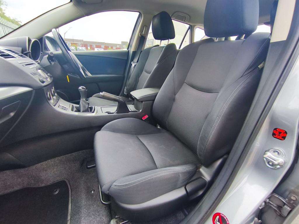 2011 MAZDA 3 2011 MAZDA 3