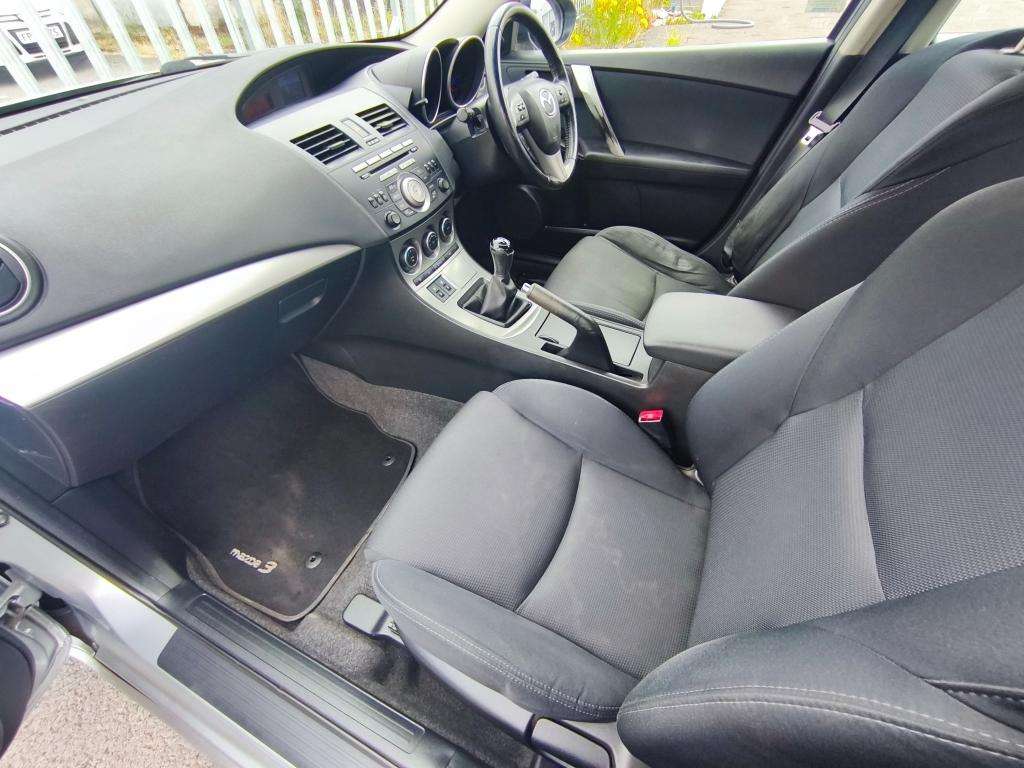 2011 MAZDA 3 2011 MAZDA 3