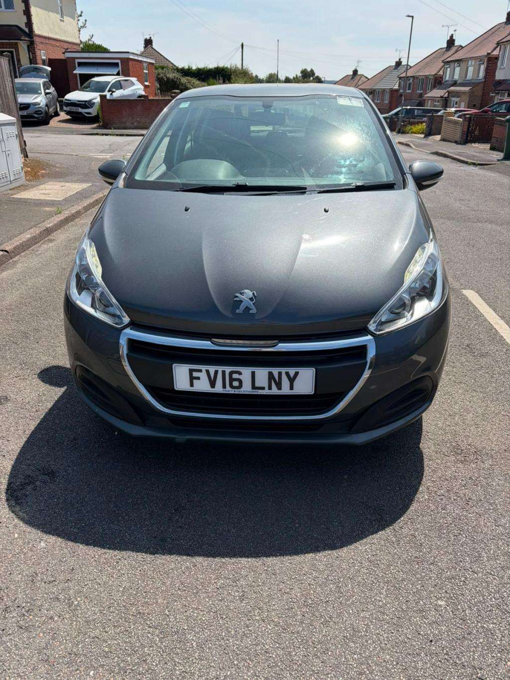 A 2016 PEUGEOT 208 Active Blue Hdi / Manual / Diesel / Hatchback / Gr A 2016 PEUGEOT 208 Active Blue Hdi / Manual / Diesel / Hatchback / Gr