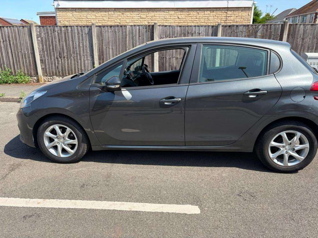 2016 PEUGEOT 208 2016 PEUGEOT 208
