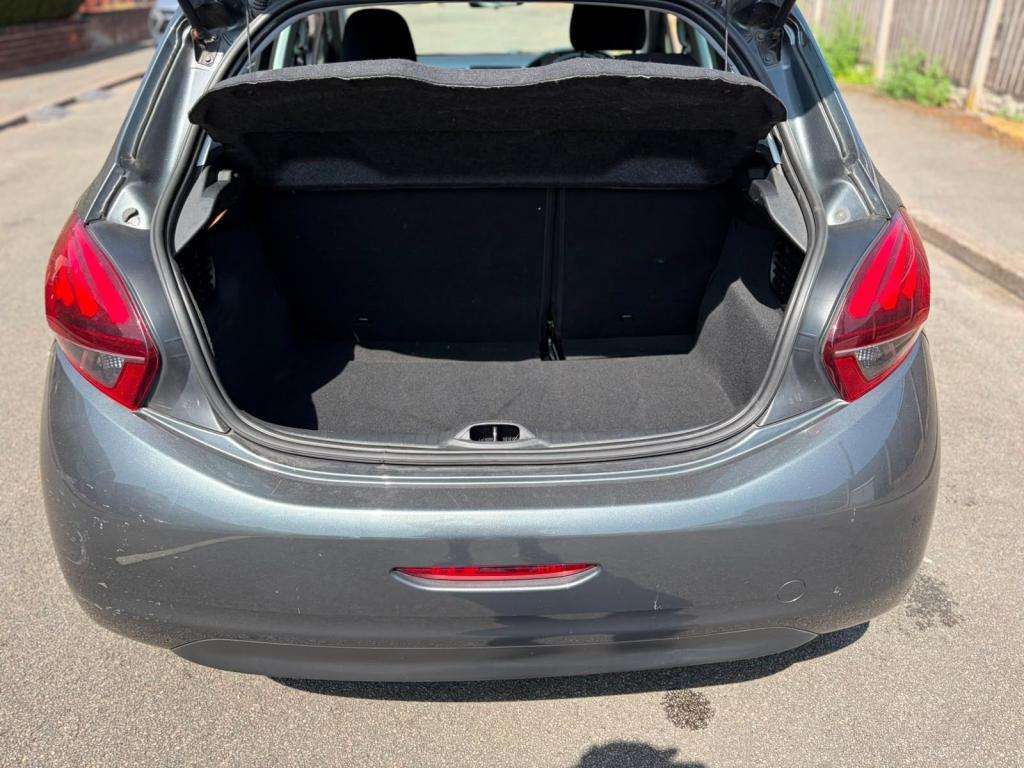 2016 PEUGEOT 208 2016 PEUGEOT 208