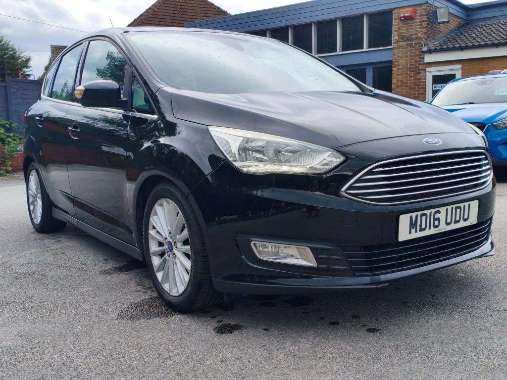 A 2016 FORD C-MAX Titanium T / Six Speed Manual / Petrol / MPV / Ful A 2016 FORD C-MAX Titanium T / Six Speed Manual / Petrol / MPV / Ful