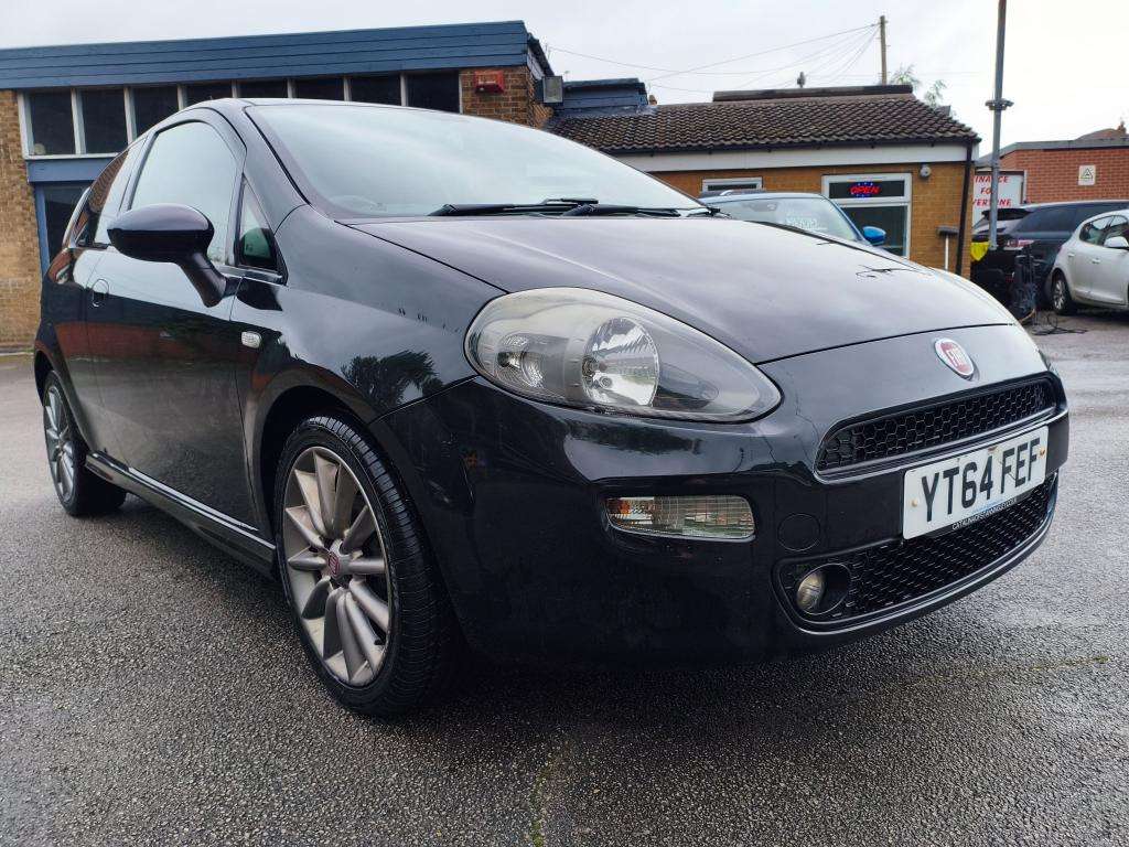 A 2014 FIAT PUNTO Twinjet Black 2 / Petrol - Manual - Ulez - Hatchba A 2014 FIAT PUNTO Twinjet Black 2 / Petrol - Manual - Ulez - Hatchba