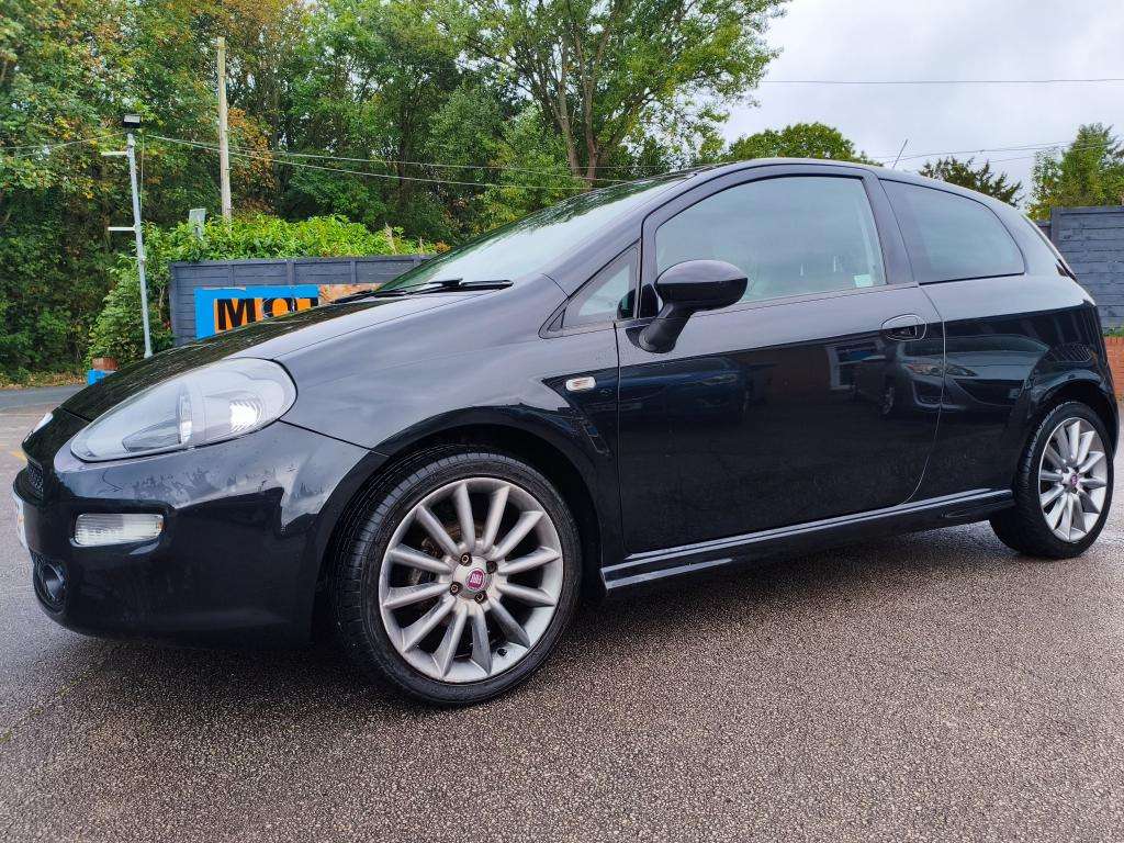 2014 FIAT PUNTO 2014 FIAT PUNTO