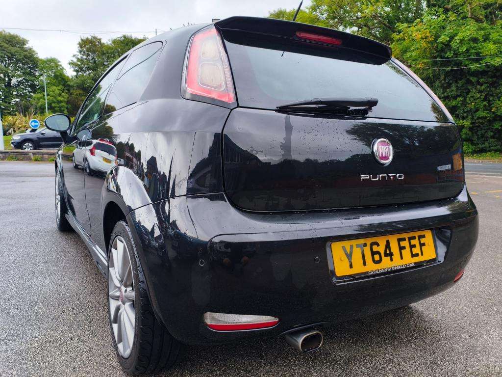 2014 FIAT PUNTO 2014 FIAT PUNTO