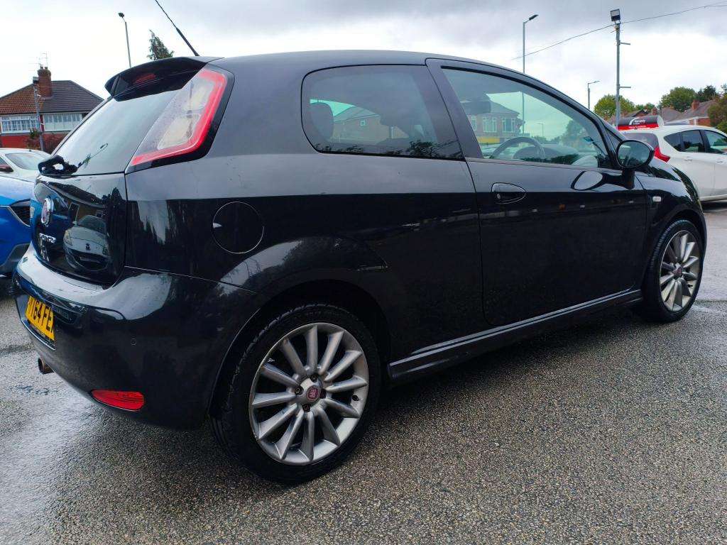 2014 FIAT PUNTO 2014 FIAT PUNTO