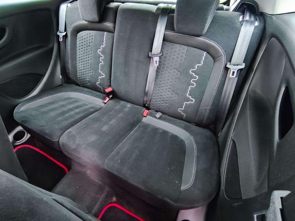 2014 FIAT PUNTO 2014 FIAT PUNTO