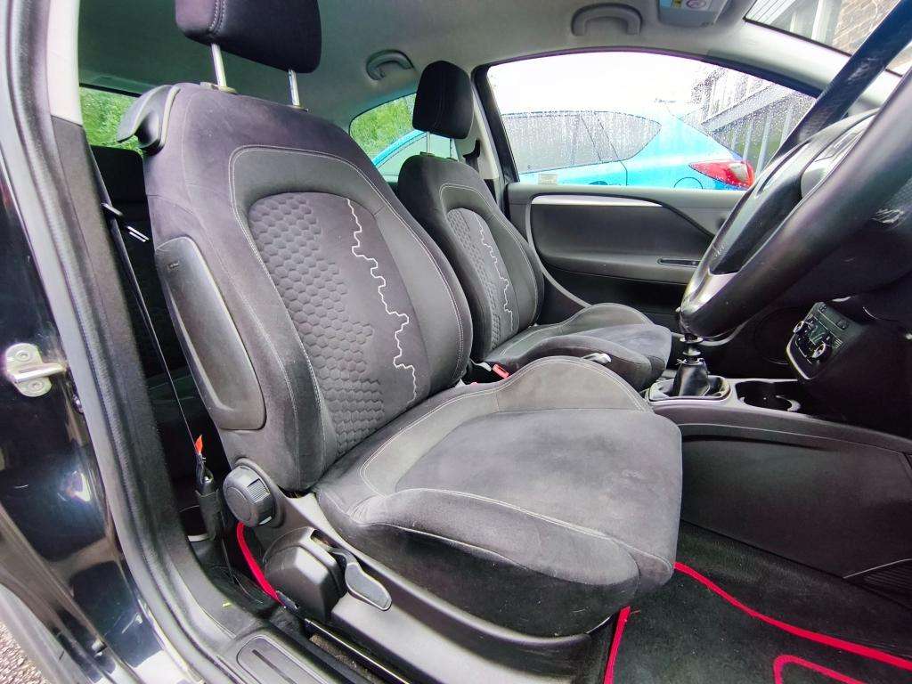 2014 FIAT PUNTO 2014 FIAT PUNTO