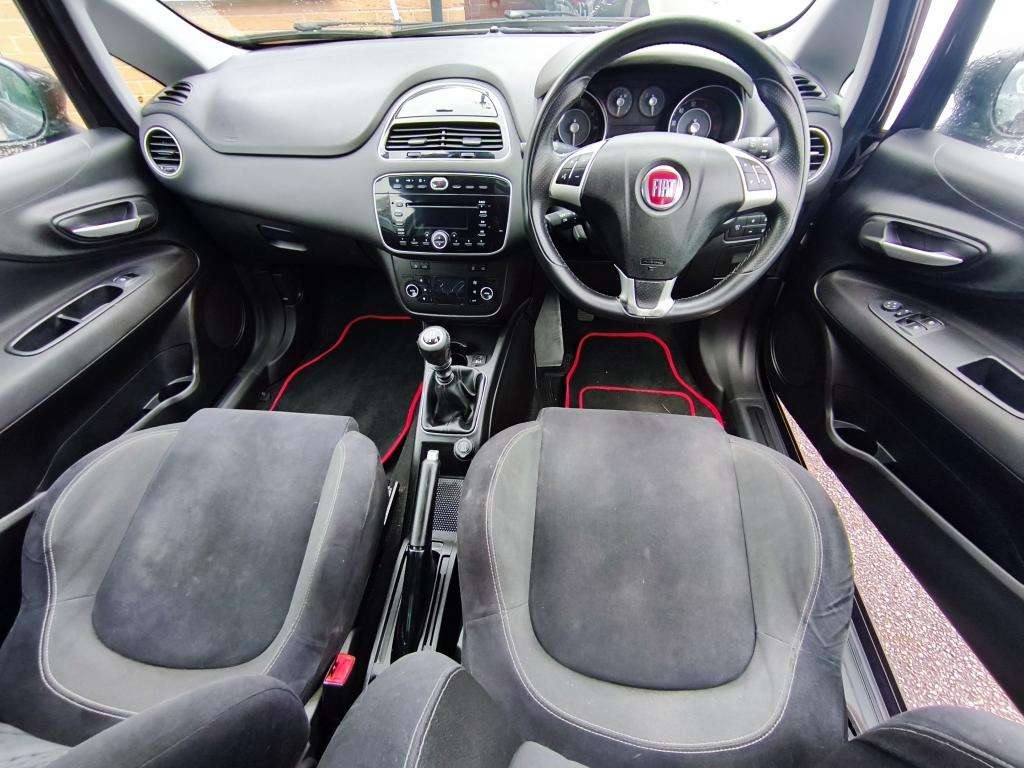 2014 FIAT PUNTO 2014 FIAT PUNTO