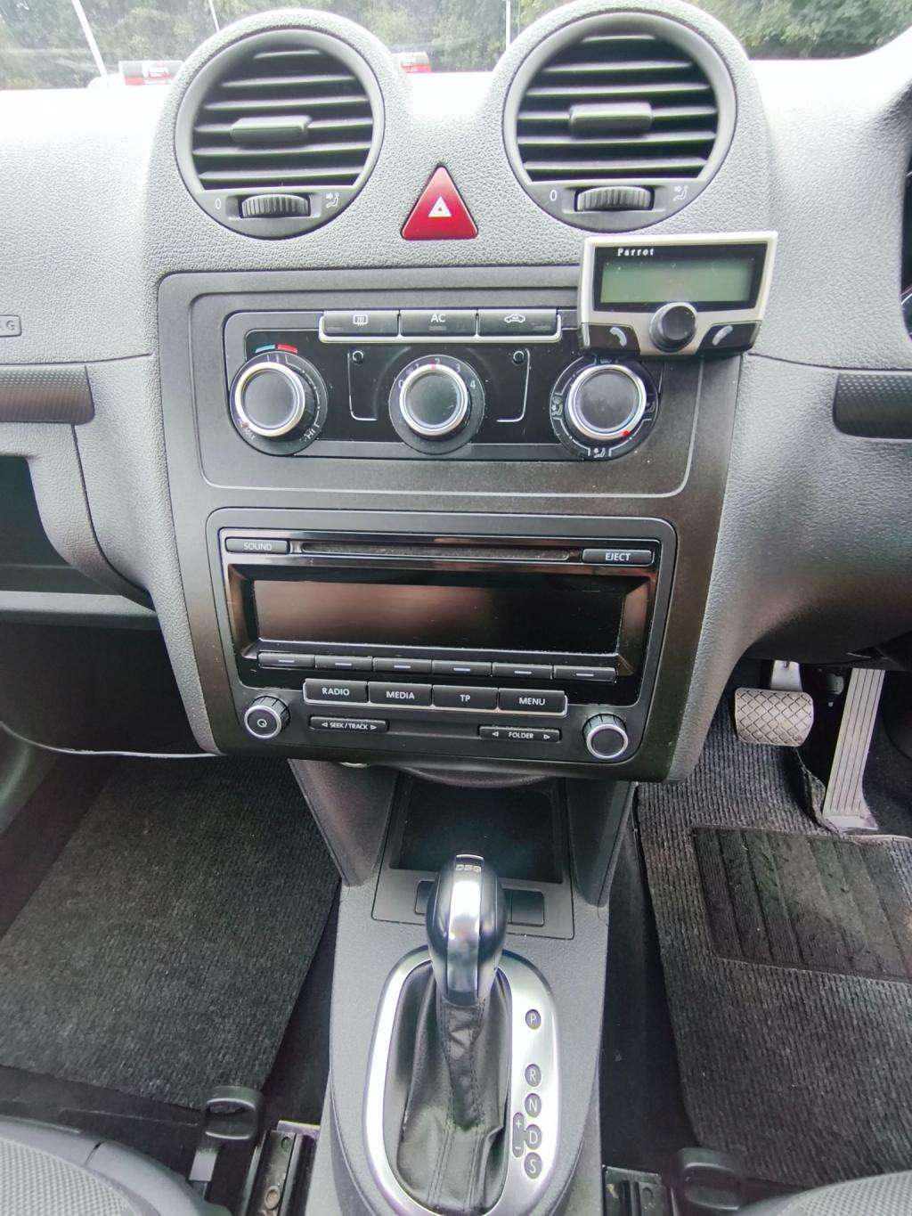 2011 VOLKSWAGEN CADDY 2011 VOLKSWAGEN CADDY