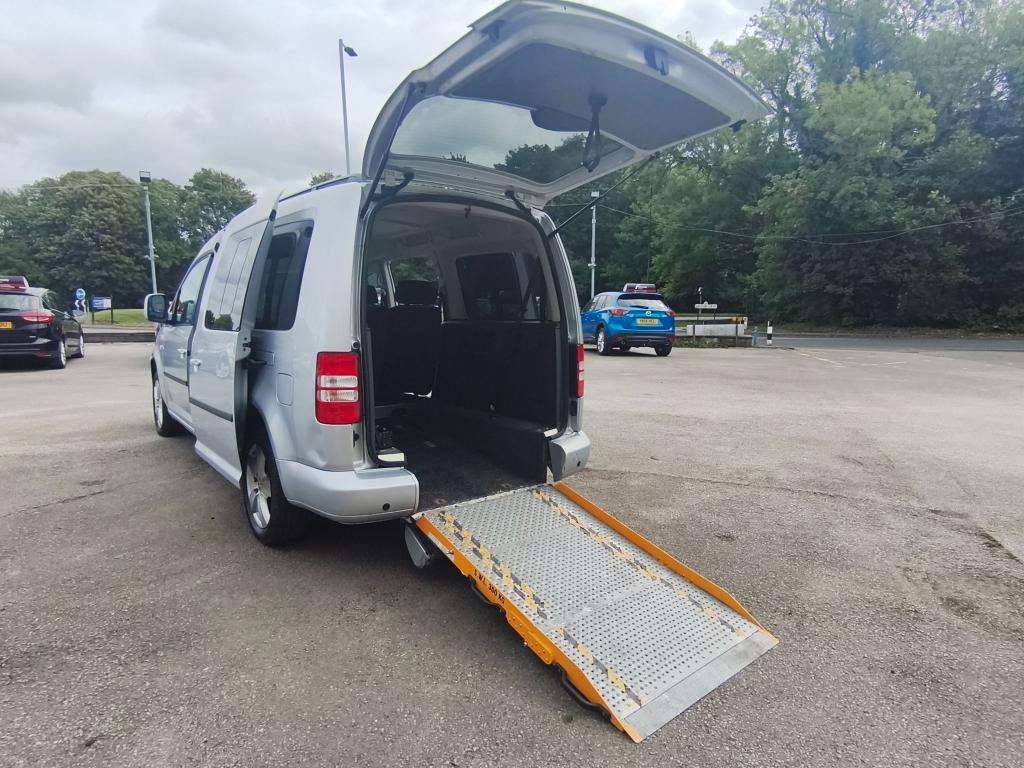 2011 VOLKSWAGEN CADDY 2011 VOLKSWAGEN CADDY