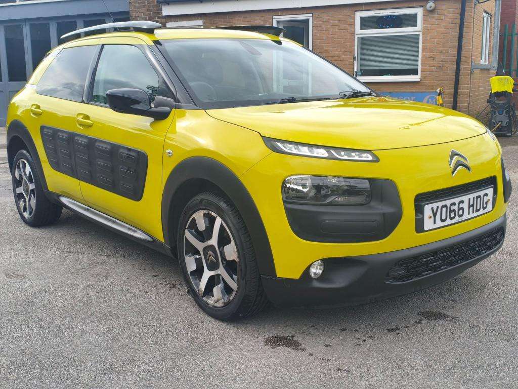 A 2017 CITROEN C4 CACTUS Puretech Flair Edition - Petrol - Manual - ULEZ - A 2017 CITROEN C4 CACTUS Puretech Flair Edition - Petrol - Manual - ULEZ -