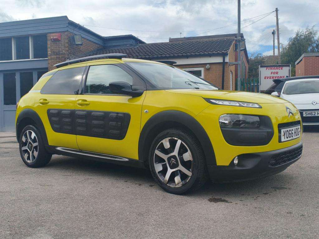 A 2017 CITROEN C4 CACTUS Puretech Flair Edition - Petrol - Manual - ULEZ - A 2017 CITROEN C4 CACTUS Puretech Flair Edition - Petrol - Manual - ULEZ -