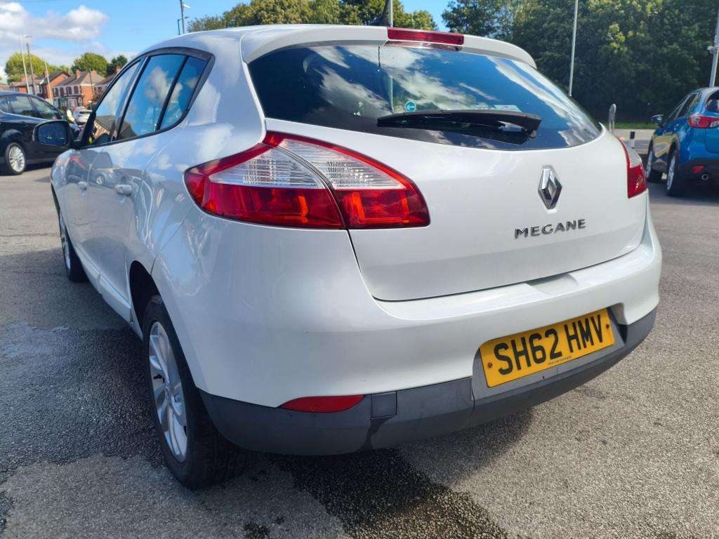2012 RENAULT MEGANE 2012 RENAULT MEGANE