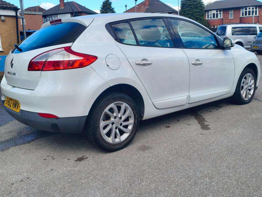 2012 RENAULT MEGANE 2012 RENAULT MEGANE