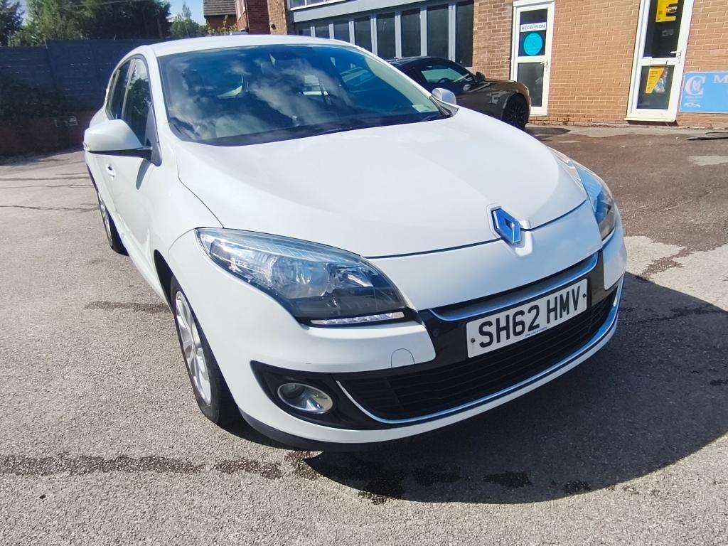 2012 RENAULT MEGANE 2012 RENAULT MEGANE