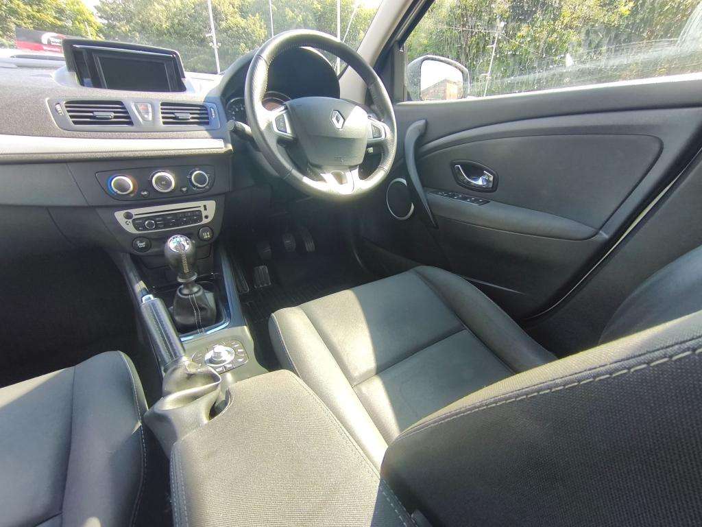 2012 RENAULT MEGANE 2012 RENAULT MEGANE
