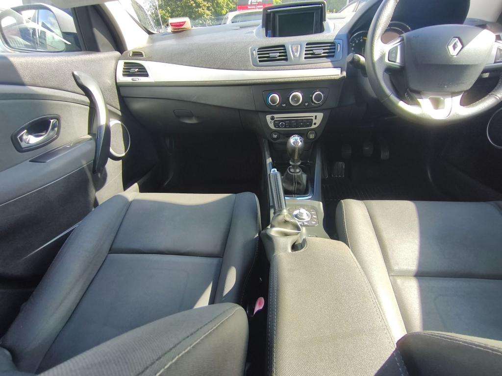 2012 RENAULT MEGANE 2012 RENAULT MEGANE