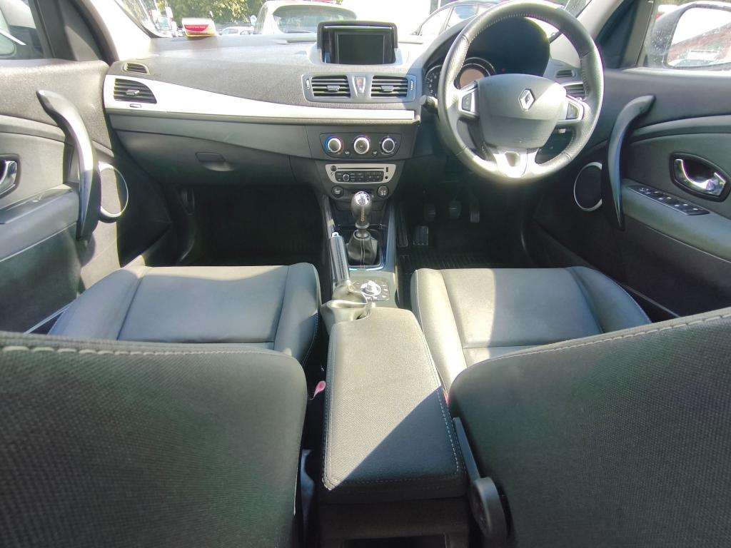 2012 RENAULT MEGANE 2012 RENAULT MEGANE