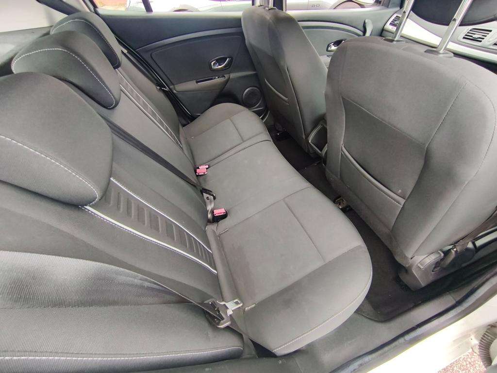 2012 RENAULT MEGANE 2012 RENAULT MEGANE