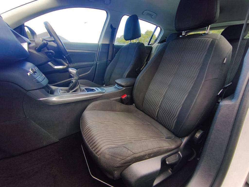2014 PEUGEOT 308 2014 PEUGEOT 308