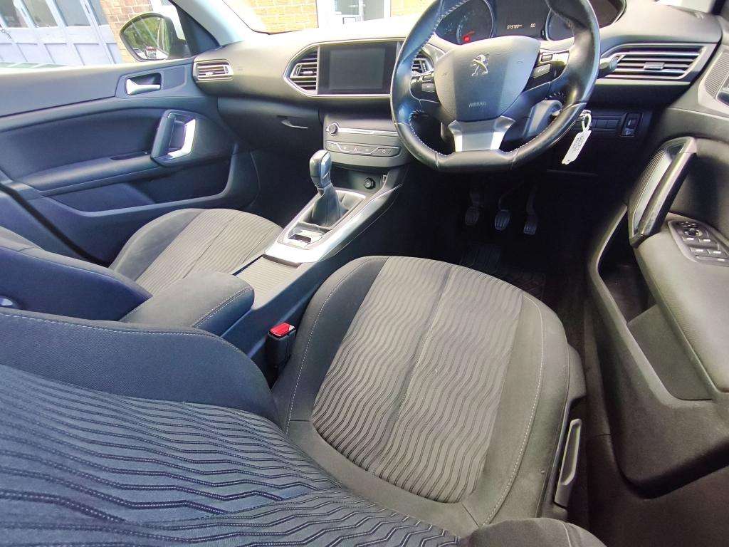 2014 PEUGEOT 308 2014 PEUGEOT 308