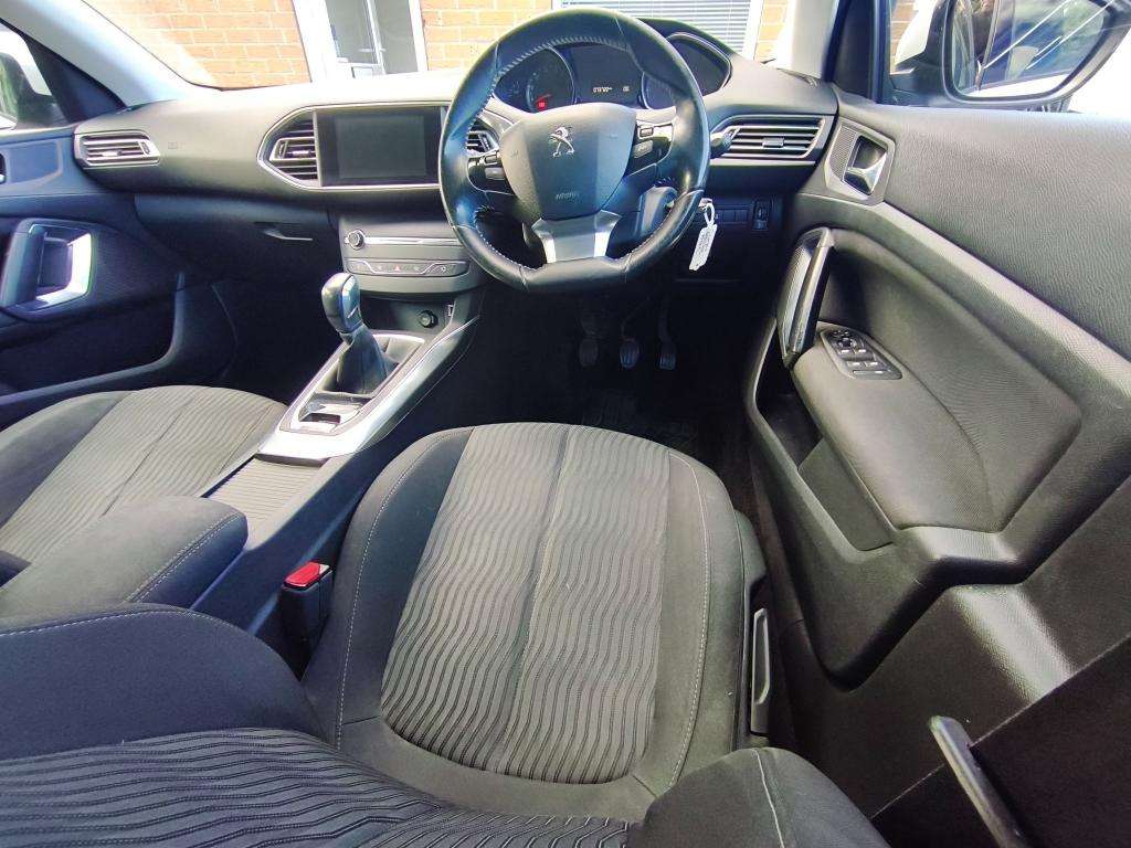 2014 PEUGEOT 308 2014 PEUGEOT 308