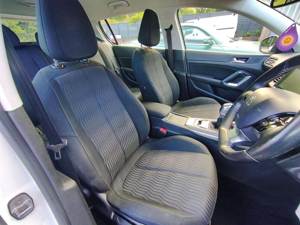 2014 PEUGEOT 308 2014 PEUGEOT 308