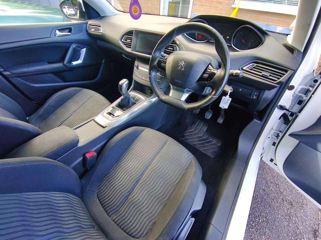 2014 PEUGEOT 308 2014 PEUGEOT 308
