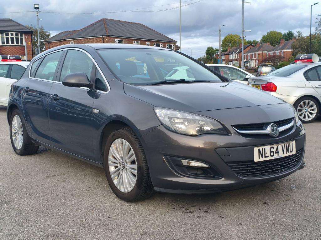 A 2014 VAUXHALL ASTRA 2014 Vauxhall Astra Excite 1.6 CDTi Ecoflex - Dies A 2014 VAUXHALL ASTRA 2014 Vauxhall Astra Excite 1.6 CDTi Ecoflex - Dies